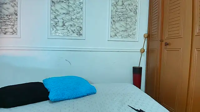 Danella houston online show from 09/19/25, 06:52