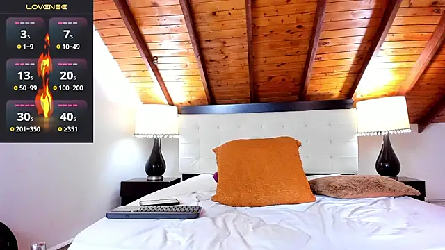 Sebastian Berne online show from 09/23/25, 01:36