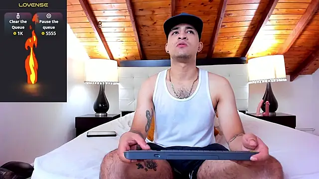 Sebastian Berne online show from 10/10/25, 07:46