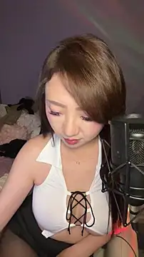 Snapshot of Hannababy_ chatting on 02/10/26, 01:59 Hannababy online show from 02/10/26, 01:59