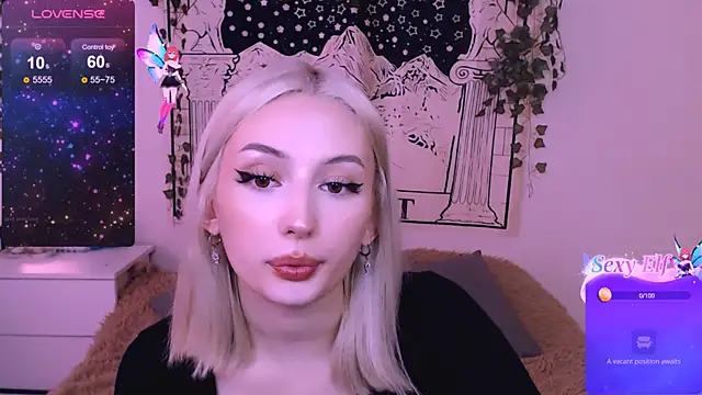 Snapshot of beauty_blonde chatting on 02/14/25, 06:34 beauty blonde online show from 02/14/25, 06:34