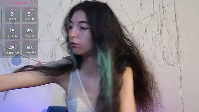 Snapshot of AfinaSweet chatting on 06/12/26, 12:42 AfinaSweet online show from 06/12/26, 12:42