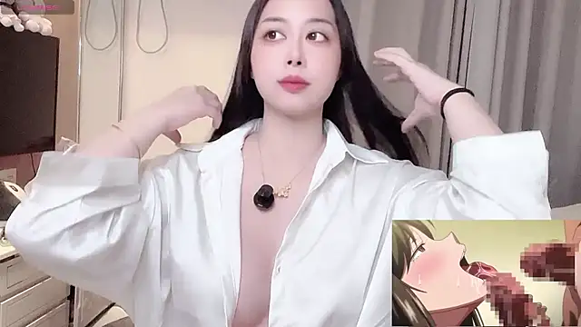 Snapshot of Moonccoi chatting on 11/14/25, 02:49 Moonccoi online show from 11/14/25, 02:49
