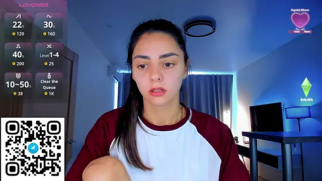 Snapshot of EmiliaZen chatting on 09/13/25, 11:32 EmiliaZen online show from 09/13/25, 11:32