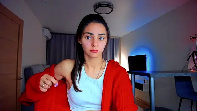 Snapshot of EmiliaZen chatting on 10/01/25, 04:57 EmiliaZen online show from 10/01/25, 04:57