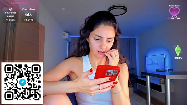 Snapshot of EmiliaZen chatting on 11/01/25, 12:07 EmiliaZen online show from 11/01/25, 12:07