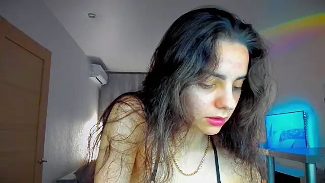EmiliaZen online show from 05/22/26, 07:52