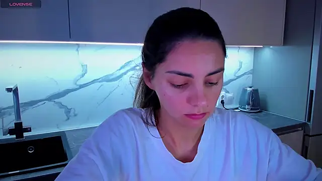 EmiliaZen online show from 07/23/26, 01:53
