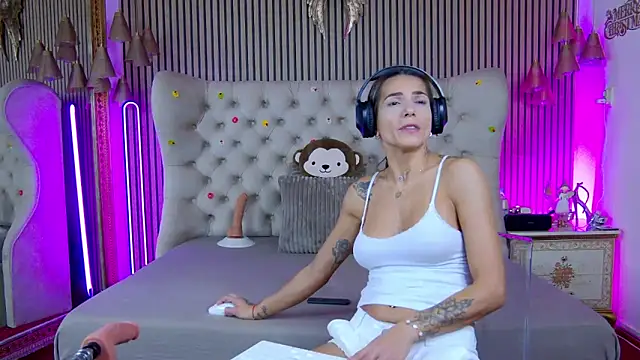 PlayfulShow online show from 11/08/25, 02:39