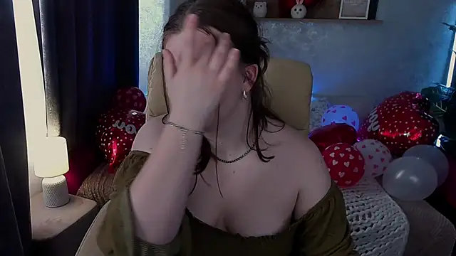 KristiMoons online show from 02/10/25, 12:50