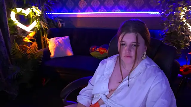 KristiMoons online show from 03/04/25, 11:22