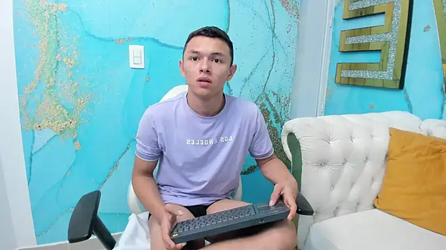 Andy dior18 online show from 02/26/25, 02:04