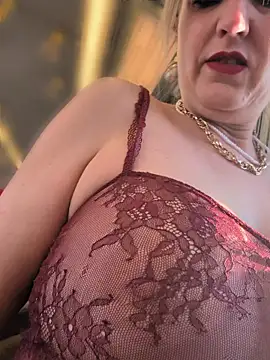 Sexybiene969 online show from 04/08/26, 04:18