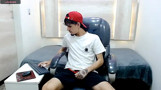 Dirty Kingg online show from 02/11/25, 08:20