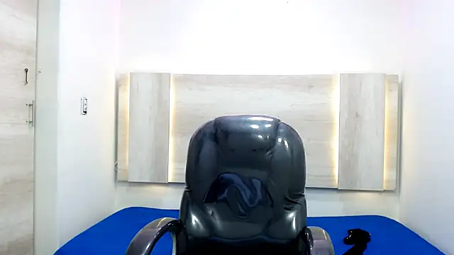 Dirty Kingg online show from 02/24/25, 02:40