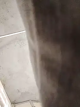 Snapshot of crazyfreaking chatting on 02/06/25, 05:25 crazyfreaking online show from 02/06/25, 05:25