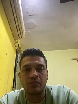 Snapshot of crazyfreaking chatting on 02/09/25, 06:37 crazyfreaking online show from 02/09/25, 06:37