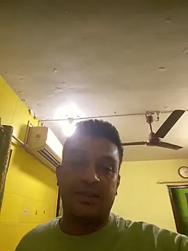 Snapshot of crazyfreaking chatting on 02/09/25, 09:39 crazyfreaking online show from 02/09/25, 09:39