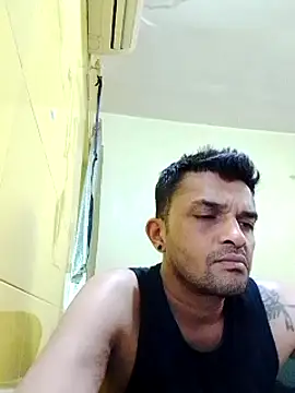 Snapshot of crazyfreaking chatting on 02/13/25, 12:32 crazyfreaking online show from 02/13/25, 12:32