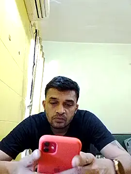 Snapshot of crazyfreaking chatting on 02/15/25, 09:38 crazyfreaking online show from 02/15/25, 09:38