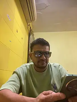 Snapshot of crazyfreaking chatting on 02/16/25, 11:16 crazyfreaking online show from 02/16/25, 11:16