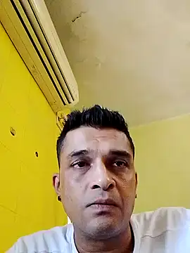 Snapshot of crazyfreaking chatting on 02/23/25, 09:44 crazyfreaking online show from 02/23/25, 09:44