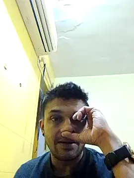 Snapshot of crazyfreaking chatting on 03/01/25, 09:04 crazyfreaking online show from 03/01/25, 09:04