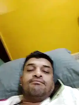 Snapshot of crazyfreaking chatting on 03/03/25, 09:15 crazyfreaking online show from 03/03/25, 09:15