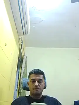 Snapshot of crazyfreaking chatting on 03/07/25, 06:11 crazyfreaking online show from 03/07/25, 06:11