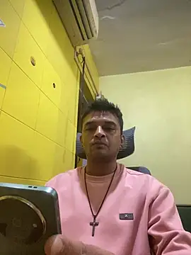 Snapshot of crazyfreaking chatting on 03/09/25, 05:06 crazyfreaking online show from 03/09/25, 05:06