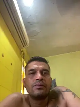 Snapshot of crazyfreaking chatting on 03/14/25, 05:48 crazyfreaking online show from 03/14/25, 05:48