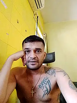 Snapshot of crazyfreaking chatting on 03/16/25, 09:05 crazyfreaking online show from 03/16/25, 09:05