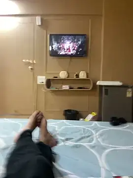 Snapshot of crazyfreaking chatting on 10/20/25, 09:26 crazyfreaking online show from 10/20/25, 09:26