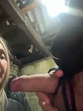 Snapshot of hotamanda01 chatting on 11/06/25, 09:26 hotamanda01 online show from 11/06/25, 09:26