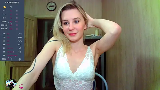 Snapshot of Caramel_piegirl chatting on 09/30/25, 08:58 Caramel piegirl online show from 09/30/25, 08:58