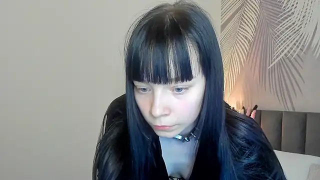 SkinyJoyce online show from 02/18/25, 08:05