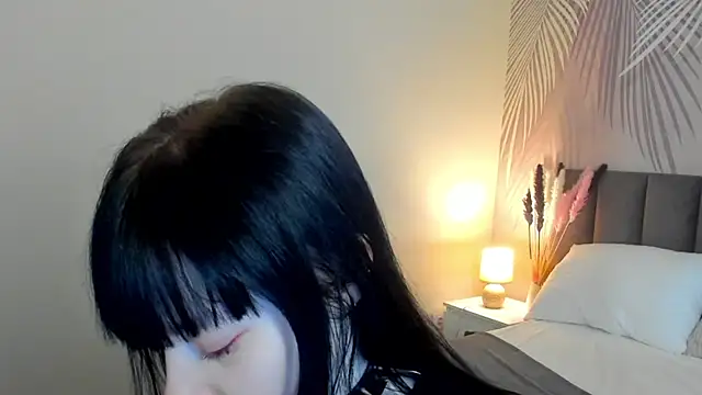 SkinyJoyce online show from 02/23/25, 09:44