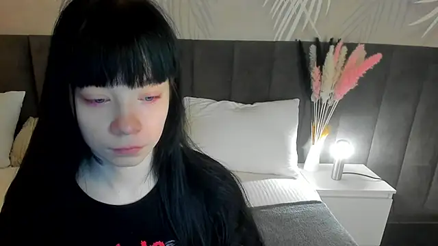 SkinyJoyce online show from 02/24/25, 02:08