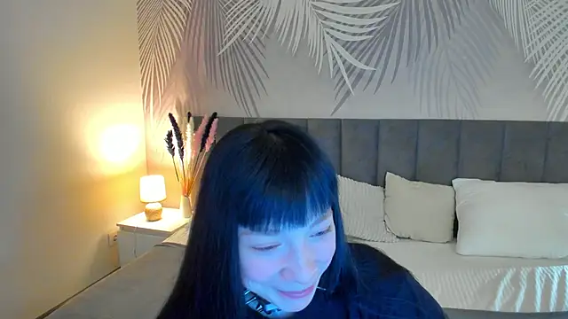 SkinyJoyce online show from 03/13/25, 02:05