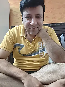 innocentboy1987 online show from 07/02/26, 04:24