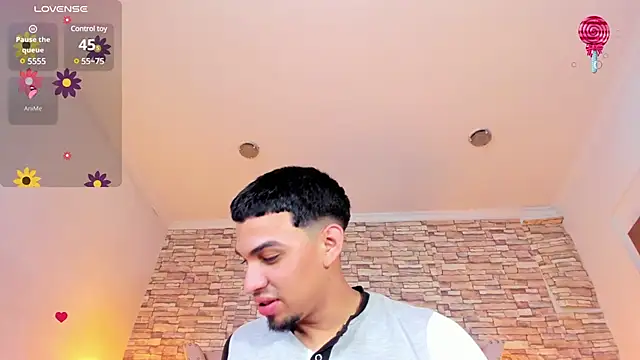 Snapshot of Miagael_Pervert chatting on 02/11/25, 07:23 Miagael Pervert online show from 02/11/25, 07:23