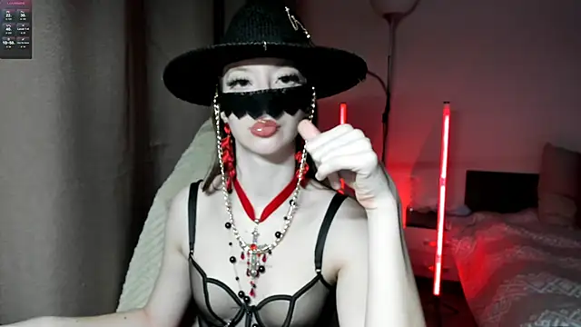 holyharlot online show from 03/14/25, 04:51