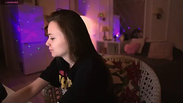 alexa feels  online show from 03/21/25, 04:51