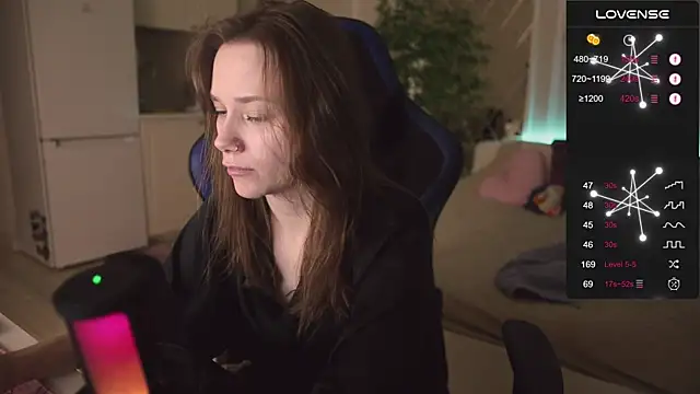 alexa feels  online show from 11/02/25, 05:15