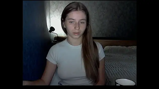 Snapshot of Nana_Rain chatting on 09/27/25, 12:10 Nana Rain online show from 09/27/25, 12:10