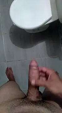 Snapshot of garoto-pirocudo chatting on 02/27/25, 12:10 garoto-pirocudo online show from 02/27/25, 12:10