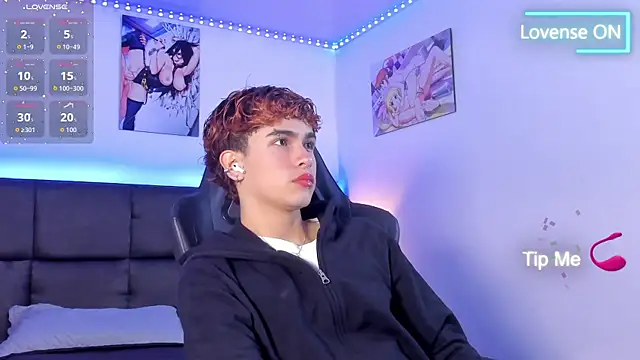 Aiiden 15 online show from 10/02/25, 12:12