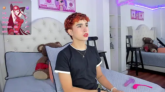 Snapshot of Aiiden_15 chatting on 11/11/25, 05:46 Aiiden 15 online show from 11/11/25, 05:46