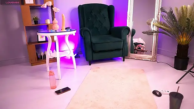 TiffanyJaye online show from 03/01/25, 11:15