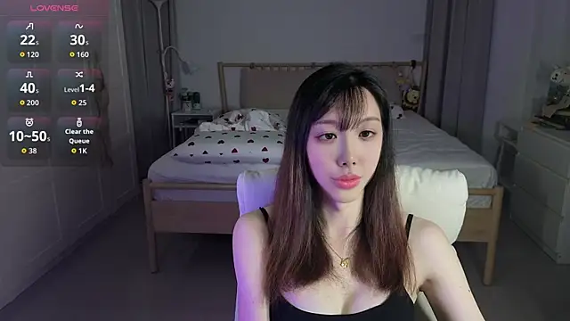 joycemilka online show from 06/04/26, 01:06
